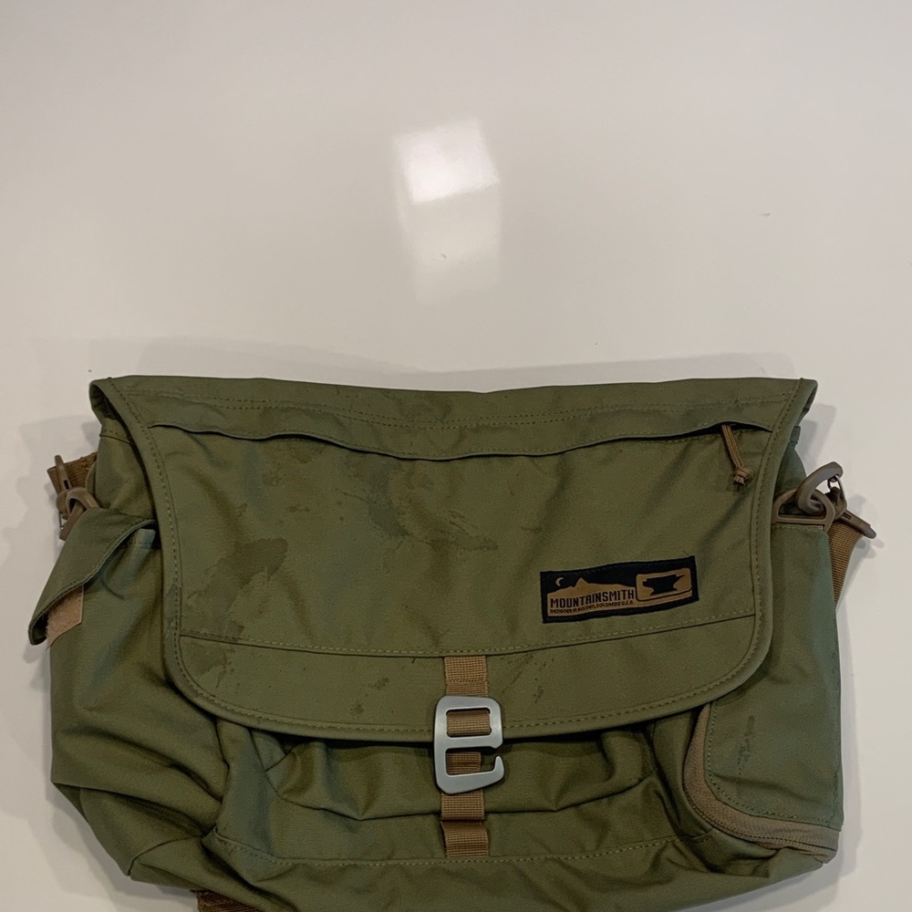 Messenger back